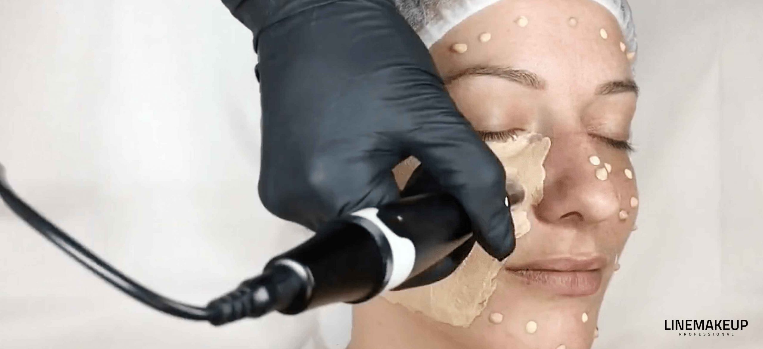 Formation-BabyGlow-Linemakeup-Julia-Mechenici-Rectangle