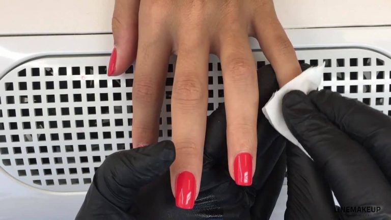 NETTOYAGE DE L’ONGLE