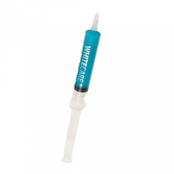 Seringue de gel reminéralisant de 10 ml : une application de 1 ml dans la gouttière suffit afin de désensibiliser les dents après le gel blanchissant